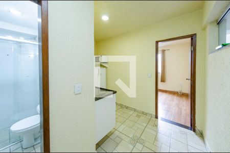 Cozinha de kitnet/studio para alugar com 1 quarto, 30m² em João Pinheiro, Belo Horizonte