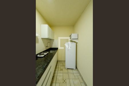 Cozinha de kitnet/studio para alugar com 1 quarto, 30m² em João Pinheiro, Belo Horizonte