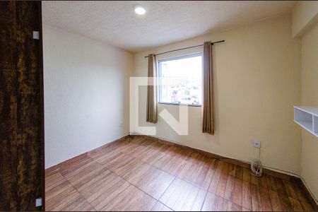 Sala/Quarto de kitnet/studio para alugar com 1 quarto, 30m² em João Pinheiro, Belo Horizonte