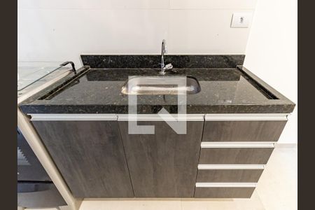 Sala/Cozinha de apartamento para alugar com 2 quartos, 43m² em Água Rasa, São Paulo