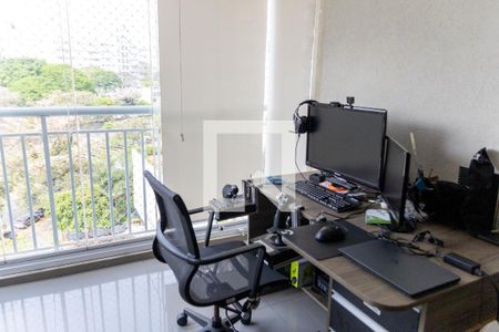 Sacada de apartamento à venda com 2 quartos, 54m² em Umuarama, Osasco