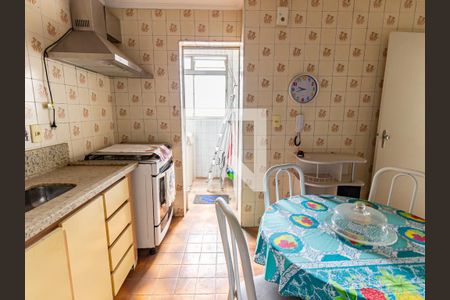 Apartamento à venda com 68m², 2 quartos e 1 vaga Apartamento à venda com 68m², 2 quartos e 1 vagaCozinha