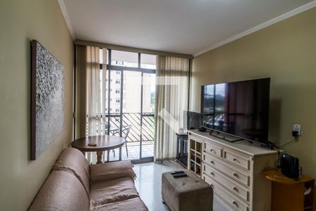 Sala de TV de apartamento à venda com 3 quartos, 91m² em Tamboré, Barueri