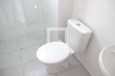 Banheiro de apartamento para alugar com 2 quartos, 45m² em Caguassu, Sorocaba