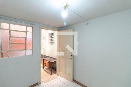 Quarto de casa para alugar com 2 quartos, 65m² em Madre Gertrudes, Belo Horizonte