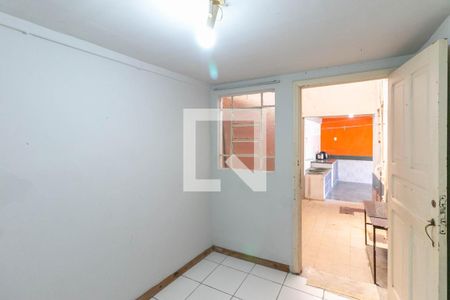 Quarto de casa para alugar com 2 quartos, 65m² em Madre Gertrudes, Belo Horizonte