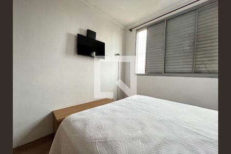 Quarto 1 de apartamento para alugar com 2 quartos, 70m² em Parque Jabaquara, São Paulo