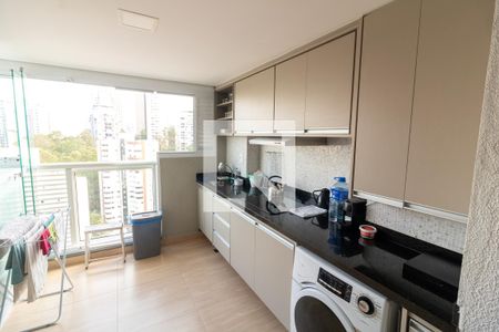 Cozinha de apartamento à venda com 2 quartos, 57m² em Panamby, São Paulo