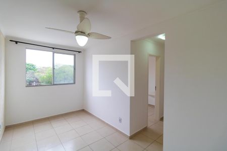 Salas de apartamento à venda com 2 quartos, 49m² em Vila Trinta E Um de Março, Campinas