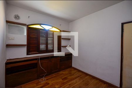 Quarto  de casa à venda com 4 quartos, 240m² em Fonseca, Niterói