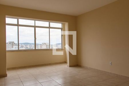 Sala/Quarto de kitnet/studio à venda com 1 quarto, 35m² em Centro Histórico, Porto Alegre