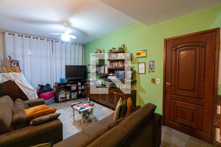 Sala de casa à venda com 3 quartos, 125m² em Vila Campestre, São Paulo