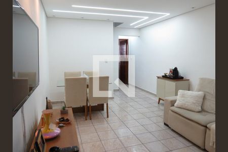 Sala de casa para alugar com 2 quartos, 85m² em Jardim Cachoeira, São Paulo