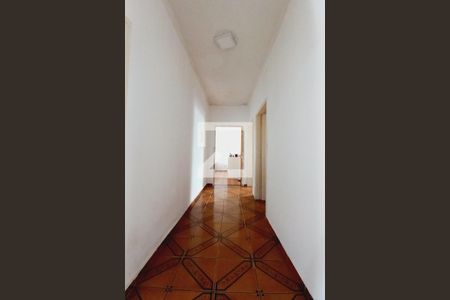 Corredor  de casa à venda com 5 quartos, 150m² em Parque Fazendinha, Campinas