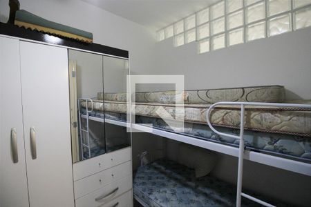 Quarto de apartamento para alugar com 2 quartos, 55m² em Jardim Belmar, Guarujá