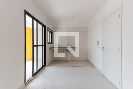 Sala e Cozinha de apartamento para alugar com 2 quartos, 45m² em Vila Maria Alta, São Paulo