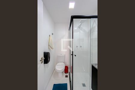 Banheiro de kitnet/studio para alugar com 1 quarto, 19m² em Brás, São Paulo