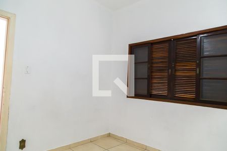 Quarto 1 de casa à venda com 2 quartos, 100m² em Vila Fachini, São Paulo