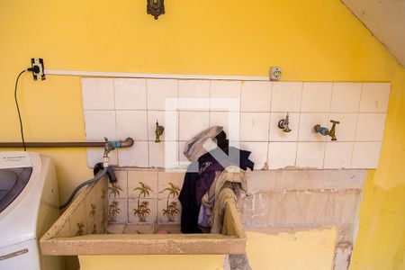 Casa à venda com 100m², 2 quartos e 4 vagas Casa à venda com 100m², 2 quartos e 4 vagasÁrea de Serviço - Pia