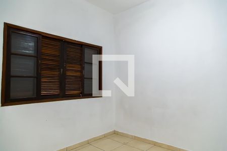 Quarto 1 de casa à venda com 2 quartos, 100m² em Vila Fachini, São Paulo