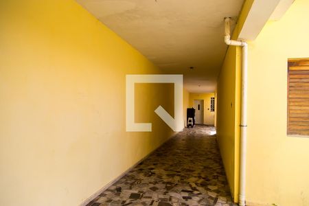 Casa à venda com 100m², 2 quartos e 4 vagas Casa à venda com 100m², 2 quartos e 4 vagasGaragem