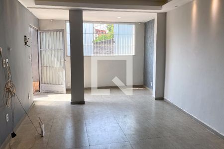 Sala de casa para alugar com 3 quartos, 200m² em Jardim Gramacho, Duque de Caxias