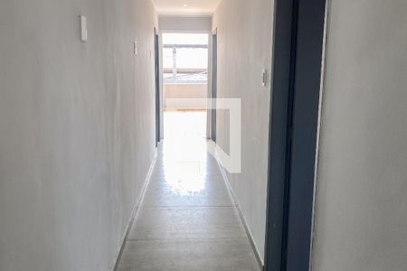 Corredor de casa para alugar com 3 quartos, 200m² em Jardim Gramacho, Duque de Caxias