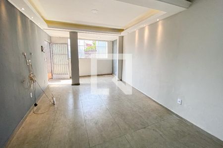 Sala de casa para alugar com 3 quartos, 200m² em Jardim Gramacho, Duque de Caxias