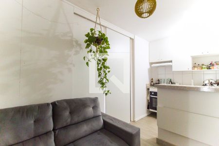 Sala/Cozinha de apartamento para alugar com 1 quarto, 24m² em Vila Campanela, São Paulo