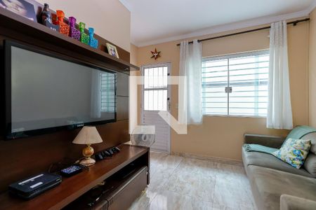 Sala de casa de condomínio à venda com 2 quartos, 90m² em Vila Nilo, São Paulo