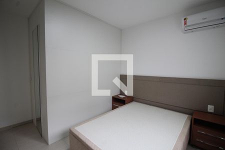 Suíte de apartamento à venda com 2 quartos, 66m² em Estância Velha, Canoas