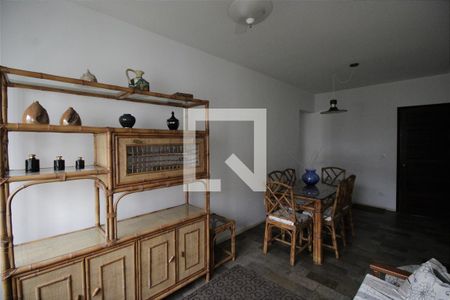 Sala de apartamento para alugar com 2 quartos, 100m² em Barra Funda, Guarujá