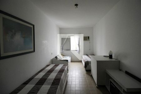 Quarto 1 de apartamento para alugar com 2 quartos, 100m² em Barra Funda, Guarujá