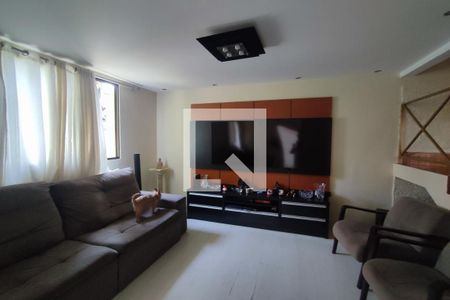 Sala de casa de condomínio à venda com 5 quartos, 200m² em Taquara, Rio de Janeiro