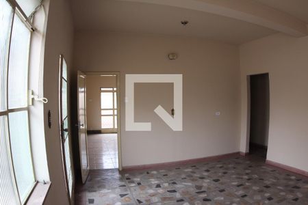 Sala  de casa para alugar com 4 quartos, 180m² em Conjunto California, Belo Horizonte