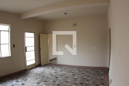 Sala  de casa para alugar com 4 quartos, 180m² em Conjunto California, Belo Horizonte