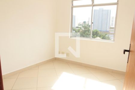 quarto 3 de apartamento para alugar com 3 quartos, 104m² em Planalto, Belo Horizonte