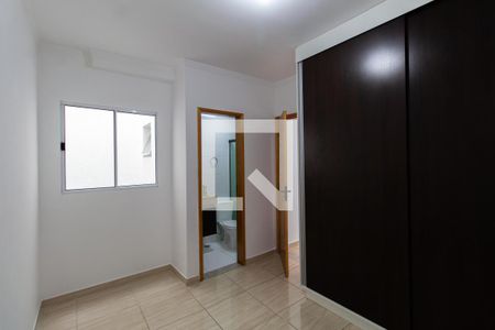 Suíte de casa de condomínio à venda com 3 quartos, 140m² em Vila Granada, São Paulo