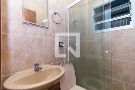 Banheiro de casa para alugar com 1 quarto, 65m² em Chácara Belenzinho, São Paulo