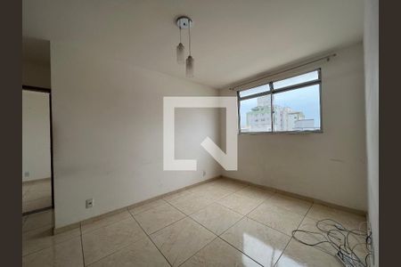 Sala de apartamento para alugar com 2 quartos, 70m² em Alvorada, Contagem