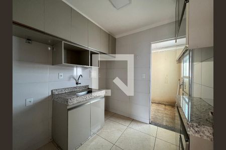 Cozinha de apartamento para alugar com 2 quartos, 70m² em Alvorada, Contagem