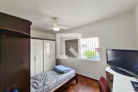 Quarto 2 de casa para alugar com 3 quartos, 190m² em Vila Ivone, São Paulo