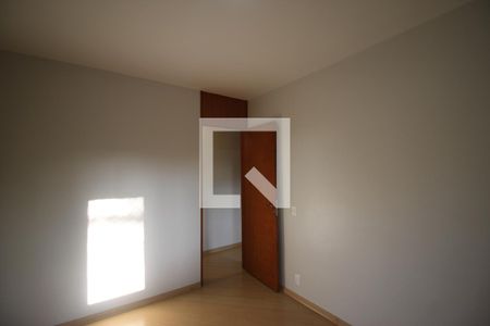 Quarto 1 de apartamento para alugar com 3 quartos, 64m² em Vila do Castelo, São Paulo