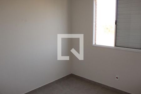 Quarto 2 de apartamento para alugar com 2 quartos, 45m² em Petrópolis, Cotia