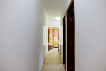 Corredor de casa à venda com 3 quartos, 150m² em Parque João Ramalho, Santo André