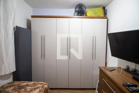 Quarto 2 de casa à venda com 2 quartos, 130m² em Vila Carmosina, São Paulo