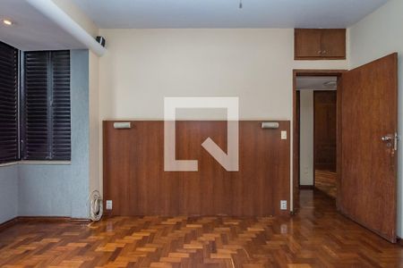 Suíte de apartamento à venda com 3 quartos, 250m² em Santa Lúcia, Belo Horizonte