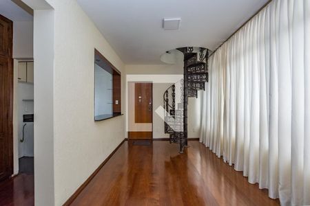 Sala 1 de apartamento à venda com 3 quartos, 250m² em Santa Lúcia, Belo Horizonte