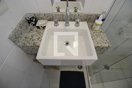 Apartamento para alugar com 80m², 2 quartos e 2 vagas Apartamento para alugar com 80m², 2 quartos e 2 vagasBanheiro da Suíte