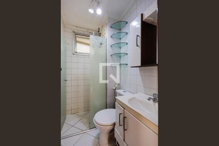 Banheiro de apartamento para alugar com 2 quartos, 58m² em Vila Amélia, São Paulo